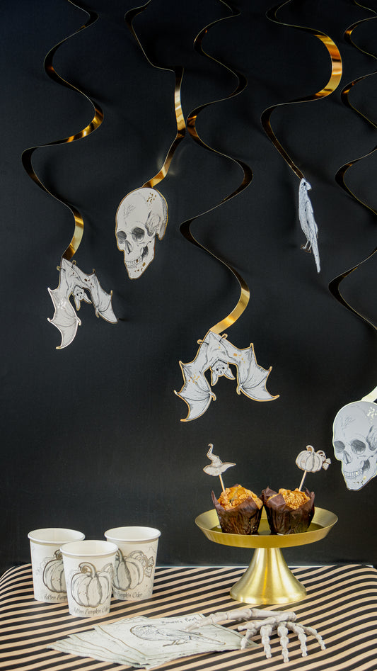 Creepy Curiosities Hang Decoratie